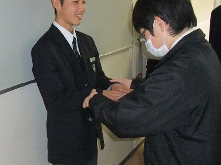 自由ケ丘高等学校 頭髪検査は嫌なもの 人間開発のために 自由ケ丘高等学校 頭髪検査は嫌なもの 人間開発のために