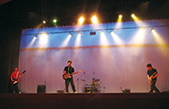 軽音楽同好会